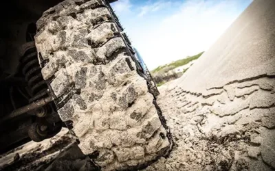 SKINNY TYRES VS WIDE TYRES OFF-ROAD