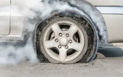 WHY YOU SHOULD NEVER DRIVE ON A FLAT TYRE